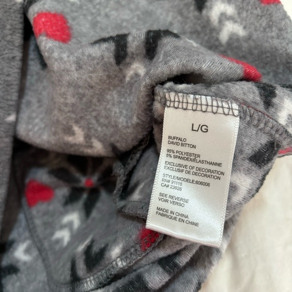 Snowflakes and Hearts Fleece Hooded Winter Lounge PJ Buffalo David Bitton Large - Picture 10 of 10